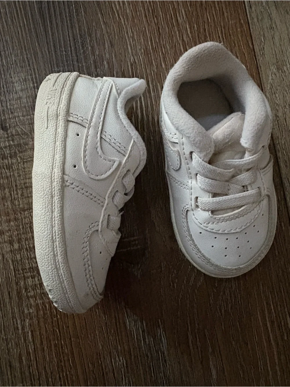 Nike clean white